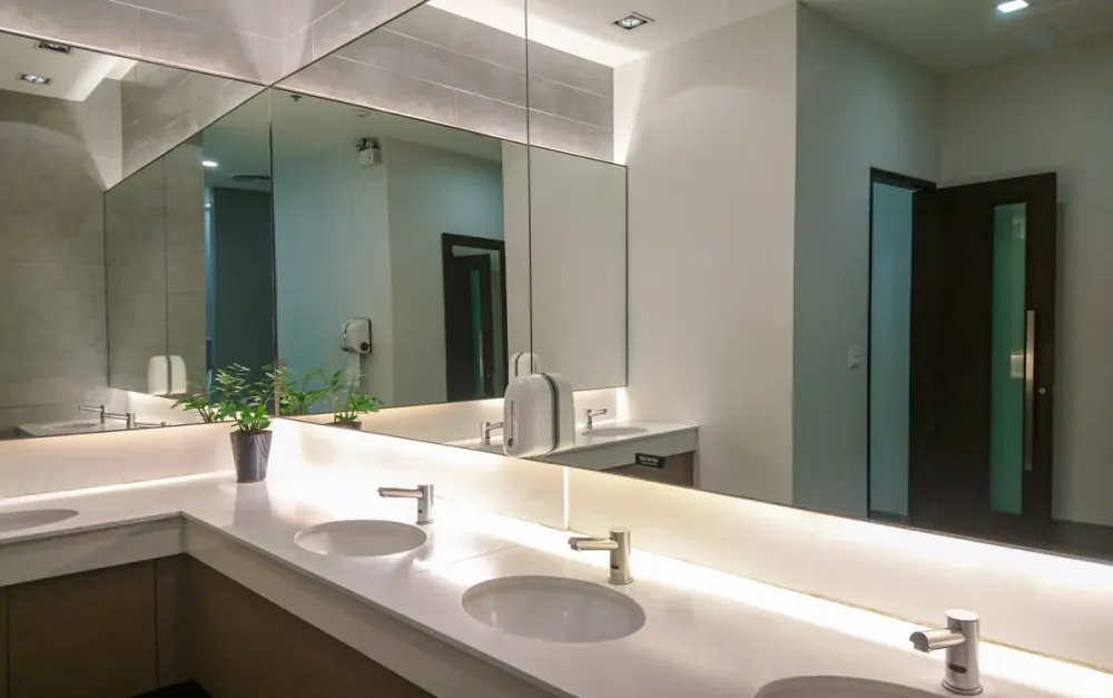 Miroir sur mesure à Marseille
